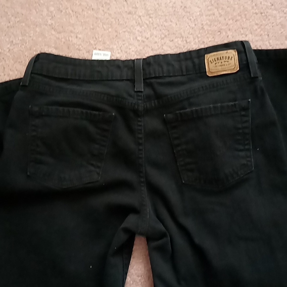 Levi's Ladies Black Jeans - Picture 3 of 7